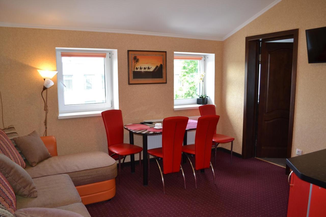 Idea-Studio Aparthotel Brest Bagian luar foto