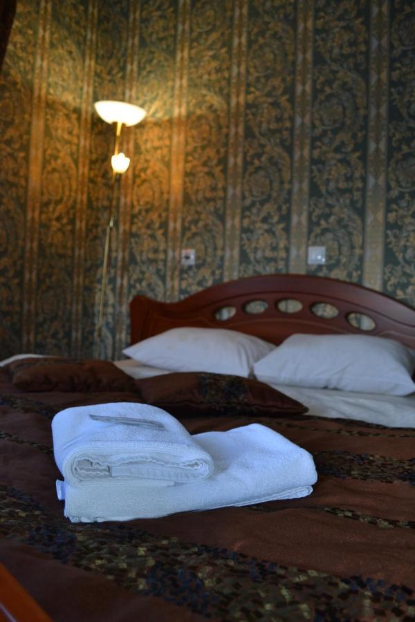 Idea-Studio Aparthotel Brest Bagian luar foto
