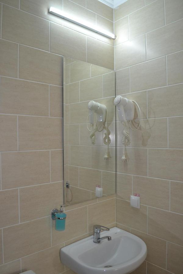 Idea-Studio Aparthotel Brest Bagian luar foto