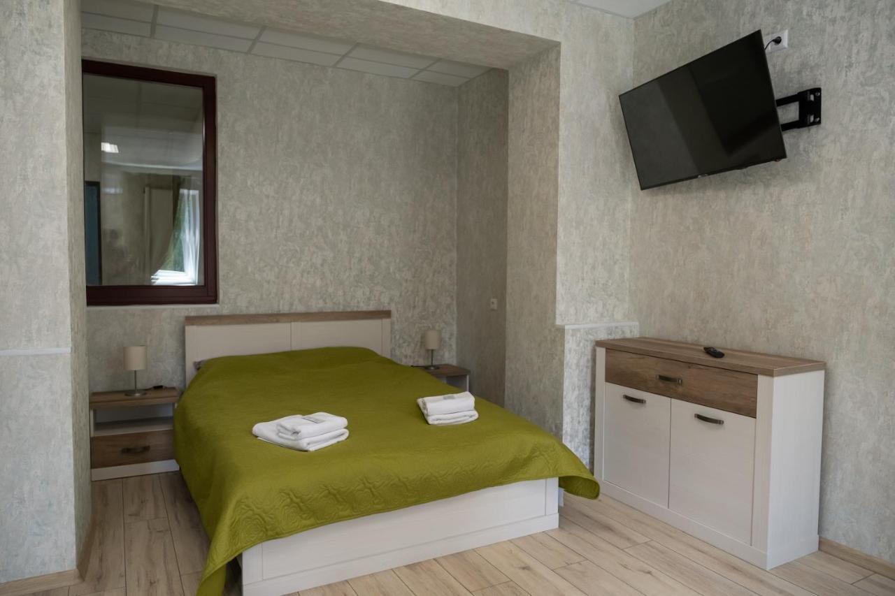 Idea-Studio Aparthotel Brest Bagian luar foto