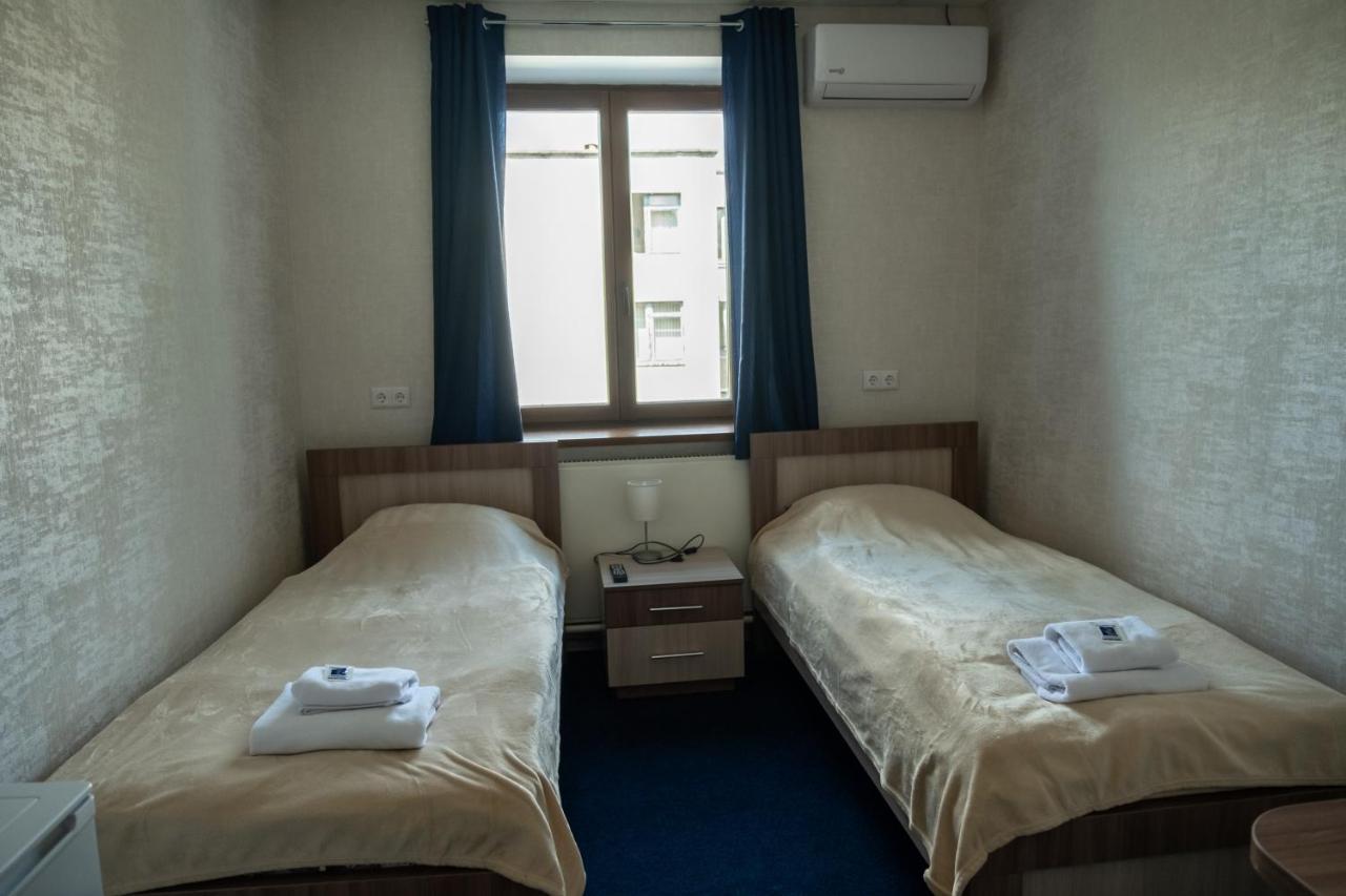 Idea-Studio Aparthotel Brest Bagian luar foto