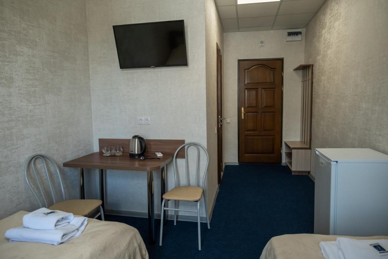 Idea-Studio Aparthotel Brest Bagian luar foto