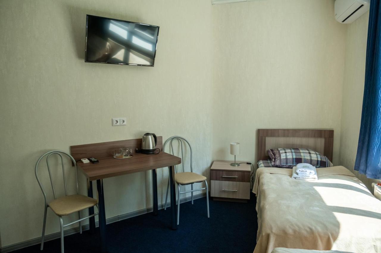 Idea-Studio Aparthotel Brest Bagian luar foto