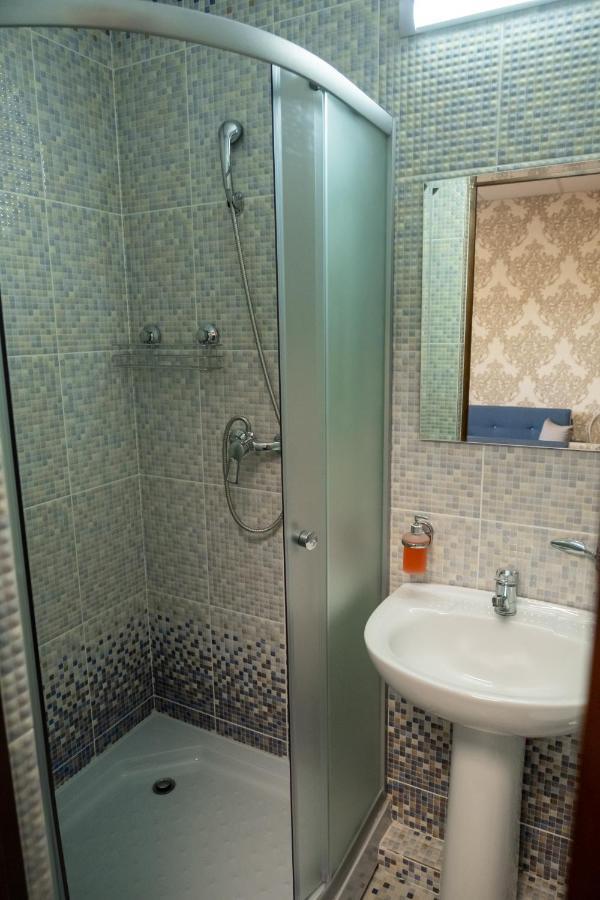 Idea-Studio Aparthotel Brest Bagian luar foto